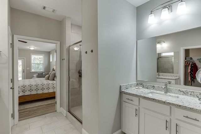 5188 Watchmans Cove, Gainesville, GA 30504