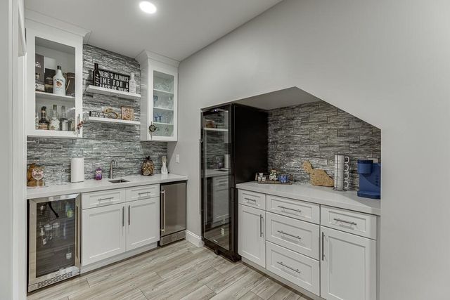 5188 Watchmans Cove, Gainesville, GA 30504