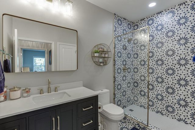 5188 Watchmans Cove, Gainesville, GA 30504