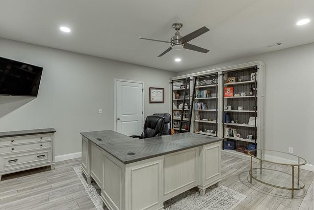 5188 Watchmans Cove, Gainesville, GA 30504