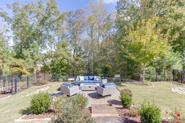5188 Watchmans Cove, Gainesville, GA 30504