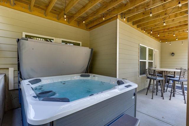 5188 Watchmans Cove, Gainesville, GA 30504