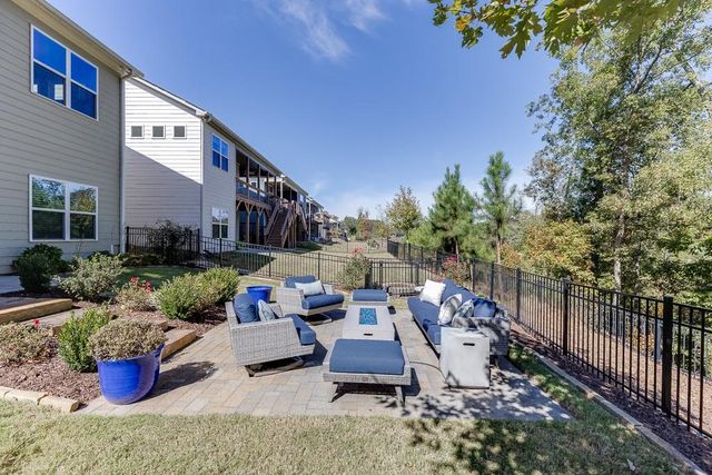 5188 Watchmans Cove, Gainesville, GA 30504