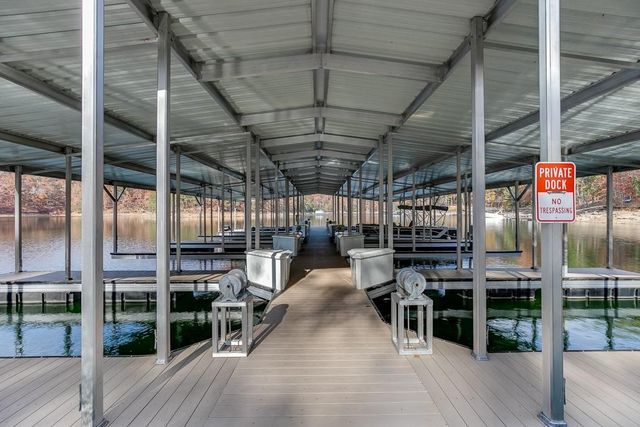 5188 Watchmans Cove, Gainesville, GA 30504