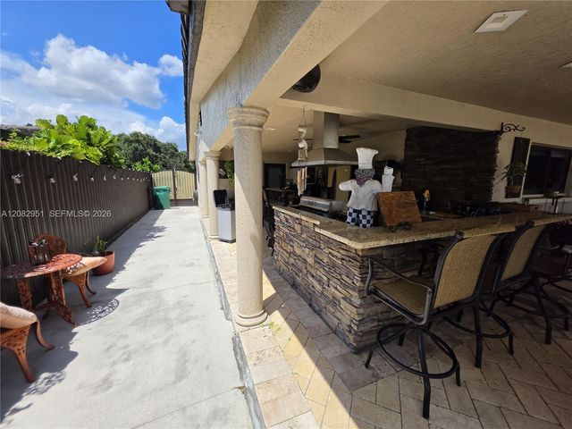 8450 NW 178th Street, Hialeah, FL 33015