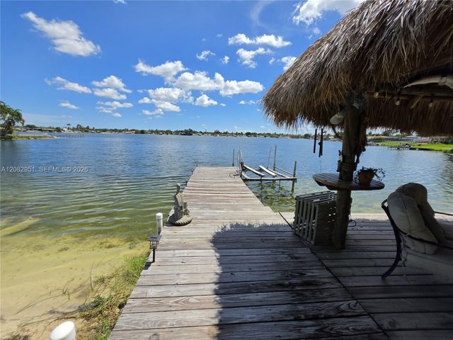 8450 NW 178th Street, Hialeah, FL 33015