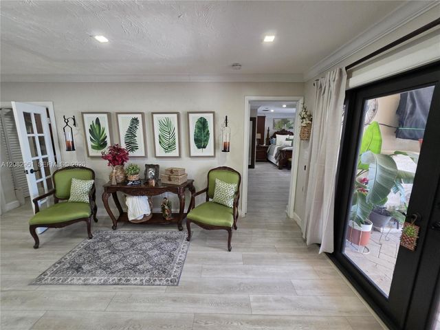 8450 NW 178th Street, Hialeah, FL 33015