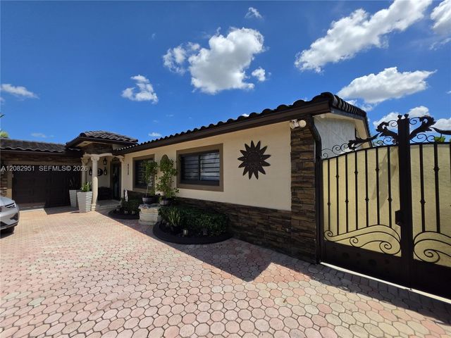 8450 NW 178th Street, Hialeah, FL 33015