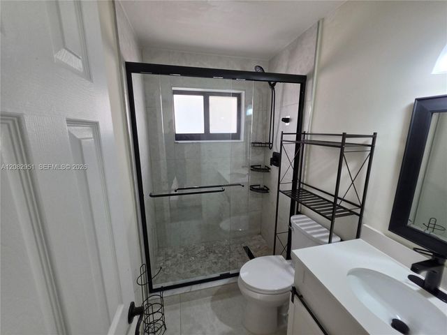 8450 NW 178th Street, Hialeah, FL 33015