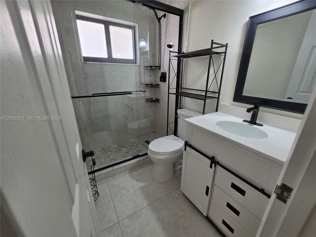 8450 NW 178th Street, Hialeah, FL 33015