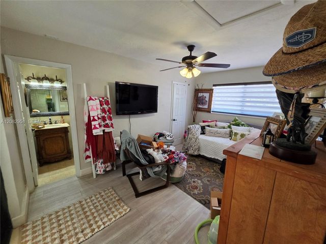 8450 NW 178th Street, Hialeah, FL 33015