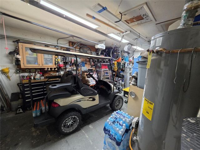 8450 NW 178th Street, Hialeah, FL 33015