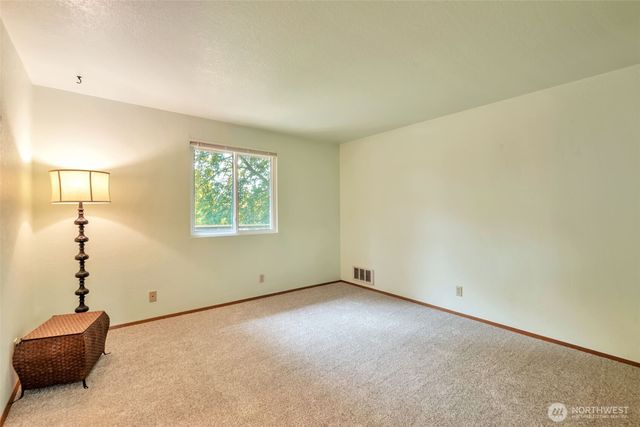 32007 Palace Court, Carnation, WA 98014