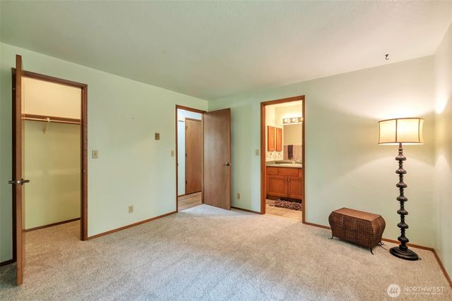 32007 Palace Court, Carnation, WA 98014