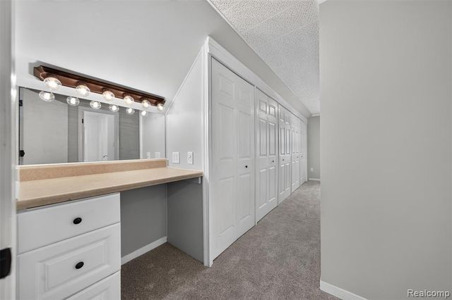 431 N Edgeworth Avenue, Royal Oak, MI 48067