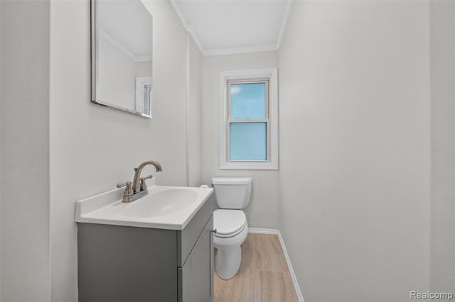 431 N Edgeworth Avenue, Royal Oak, MI 48067