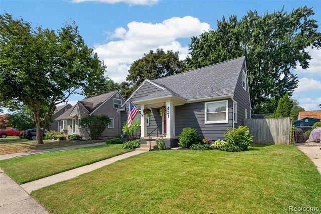 431 N Edgeworth Avenue, Royal Oak, MI 48067