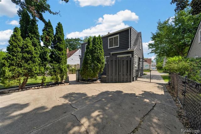 431 N Edgeworth Avenue, Royal Oak, MI 48067