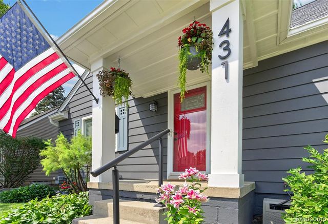 431 N Edgeworth Avenue, Royal Oak, MI 48067