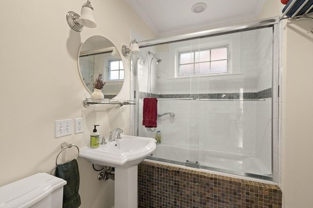 278 Huron Ave 2, Cambridge, MA 02138