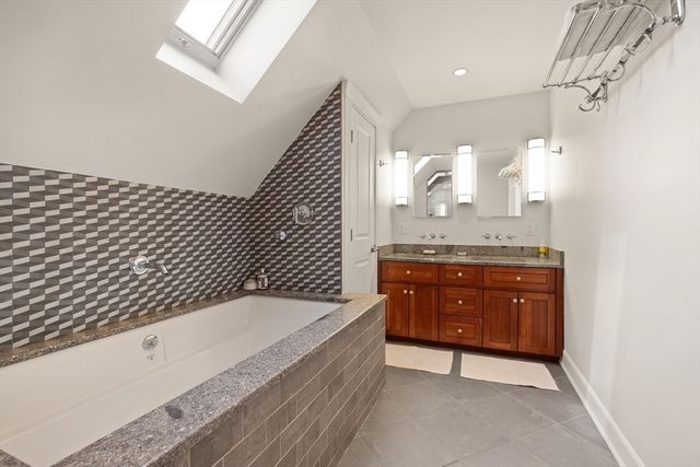 278 Huron Ave 2, Cambridge, MA 02138