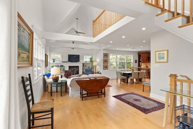 278 Huron Ave 2, Cambridge, MA 02138