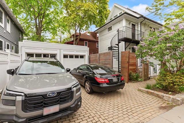 278 Huron Ave 2, Cambridge, MA 02138
