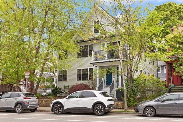 278 Huron Ave 2, Cambridge, MA 02138