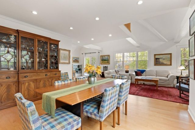 278 Huron Ave 2, Cambridge, MA 02138