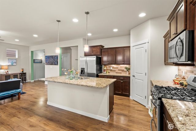 7920 161st Street Ct E, Puyallup, WA 98375