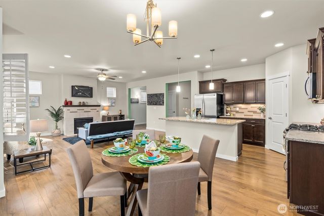 7920 161st Street Ct E, Puyallup, WA 98375