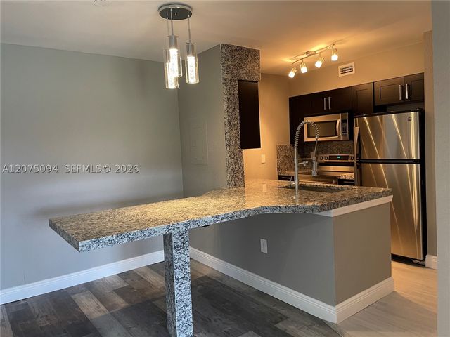 4158 Inverrary Dr 503, Lauderhill, FL 33319
