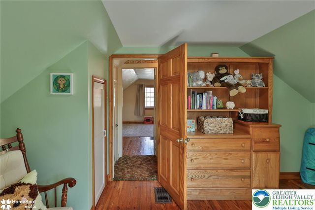 132 East Landis Street, Coopersburg Boro, PA 18036