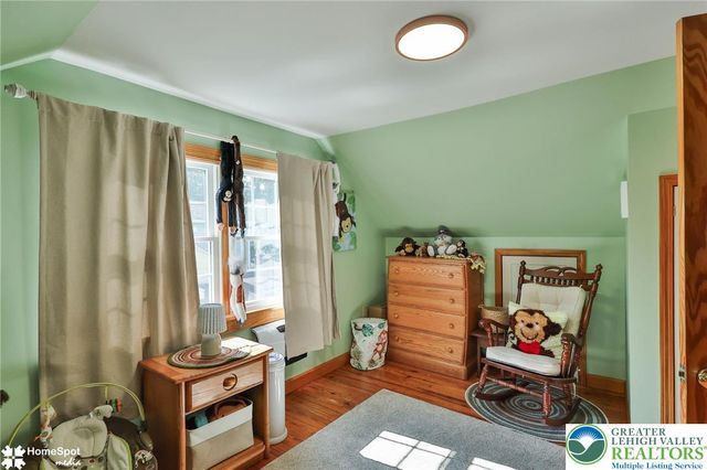 132 East Landis Street, Coopersburg Boro, PA 18036