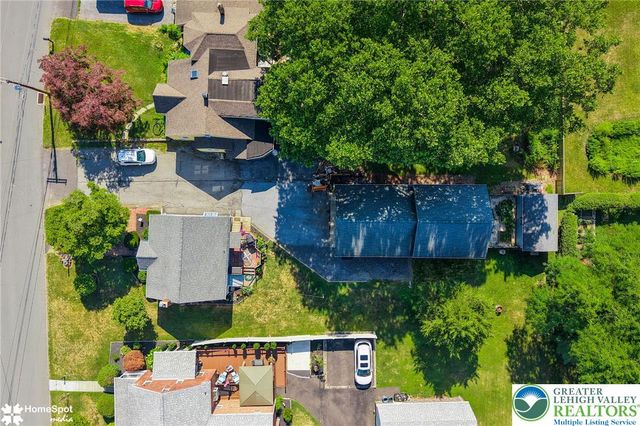 132 East Landis Street, Coopersburg Boro, PA 18036