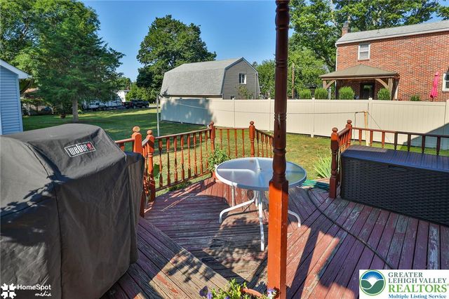 132 East Landis Street, Coopersburg Boro, PA 18036