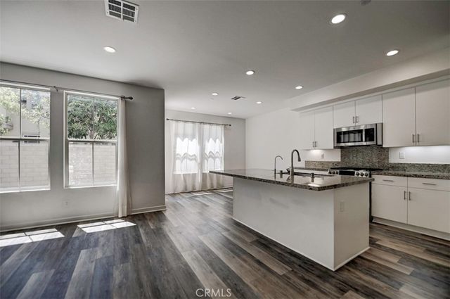 39 Prominence, Lake Forest, CA 92630