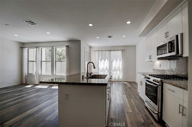 39 Prominence, Lake Forest, CA 92630