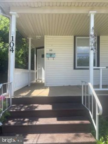 104 MCCLELLAND AVE, Pitman, NJ 08071