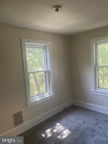 104 MCCLELLAND AVE, Pitman, NJ 08071