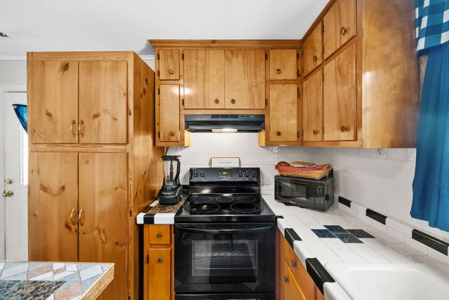 924 Cline Ridge Rd, Winchester, TN 37398
