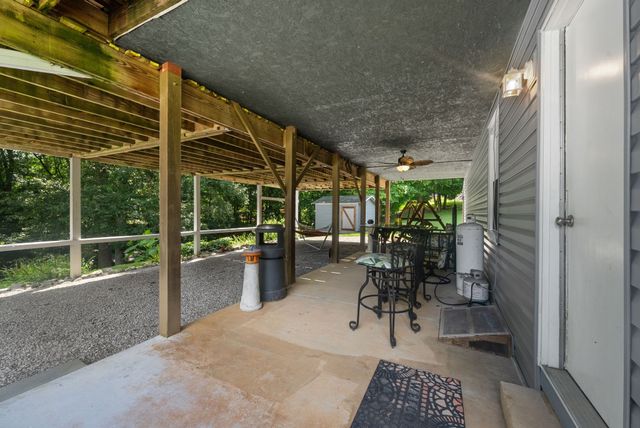 924 Cline Ridge Rd, Winchester, TN 37398