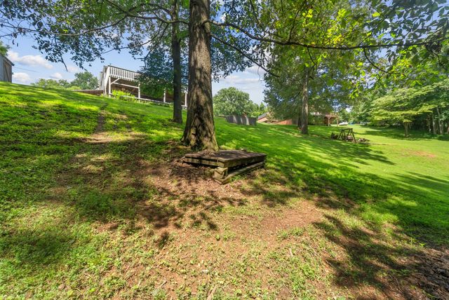924 Cline Ridge Rd, Winchester, TN 37398