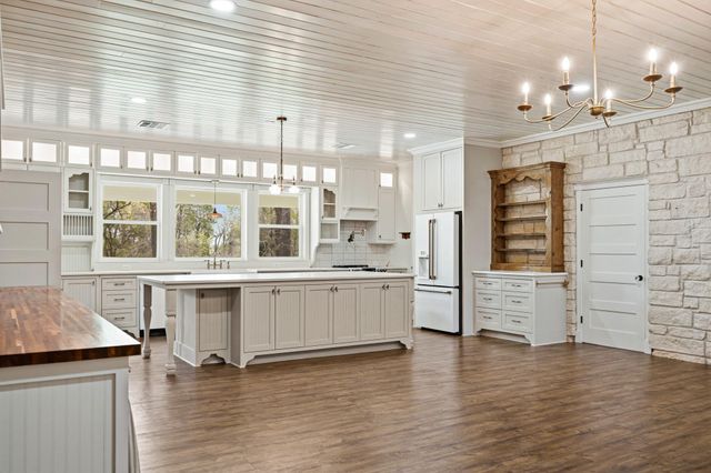 41712 Harpers Church Road, Hempstead, TX 77445