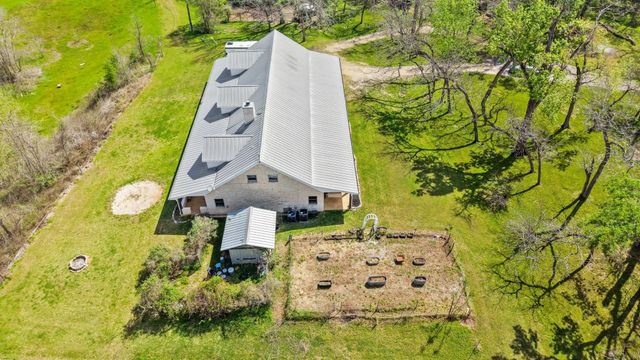 41712 Harpers Church Road, Hempstead, TX 77445