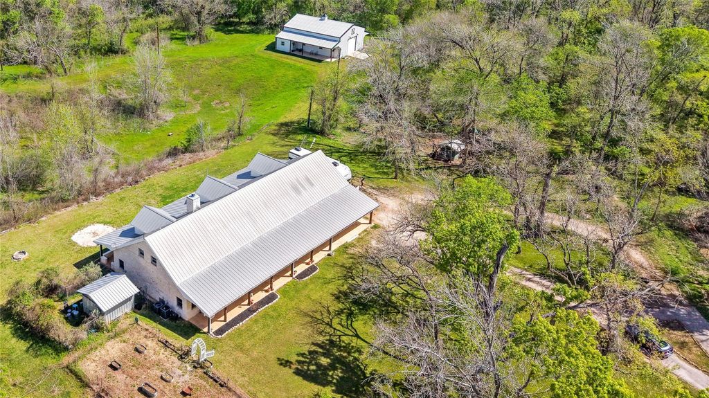 41712 Harpers Church Road, Hempstead, TX 77445