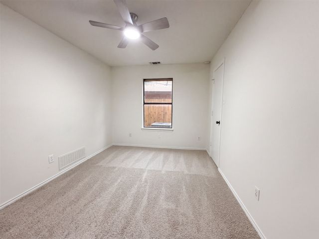 4717 Burning Springs Drive, Arlington, TX 76017