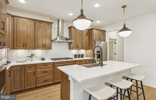 5917 SUNSTONE LN, Haymarket, VA 20169
