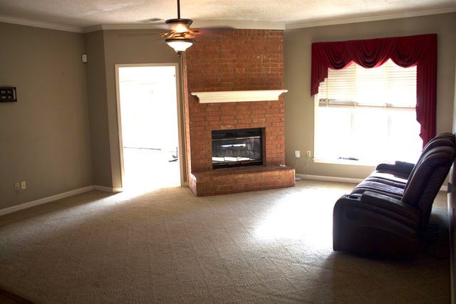 857 PARADISE DR, Memphis, TN 38018