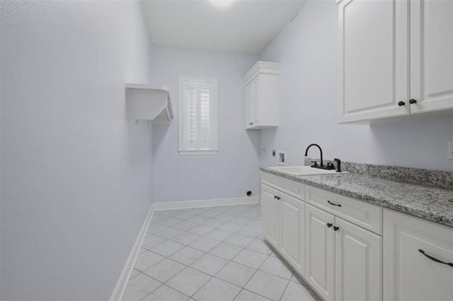 5666 South Ridge Drive, Lake Charles, LA 70605
